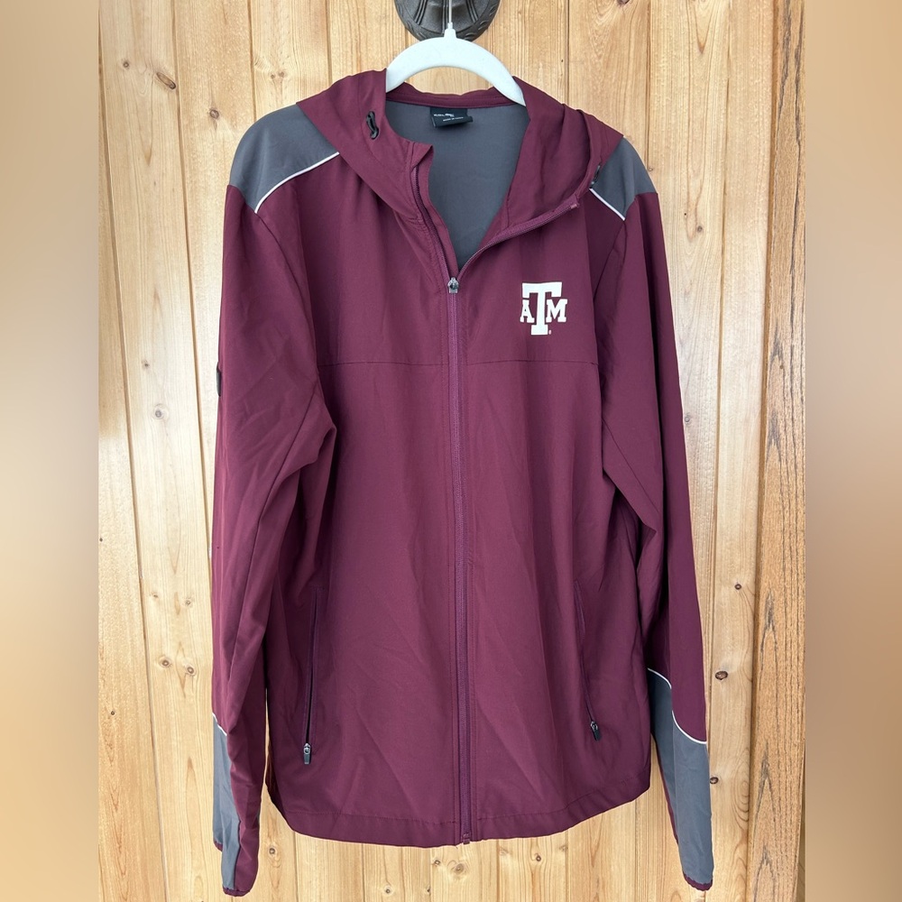 Men’s Texas A&M Colosseum Maroon and Gray Windbreaker Jacket with hood Size M